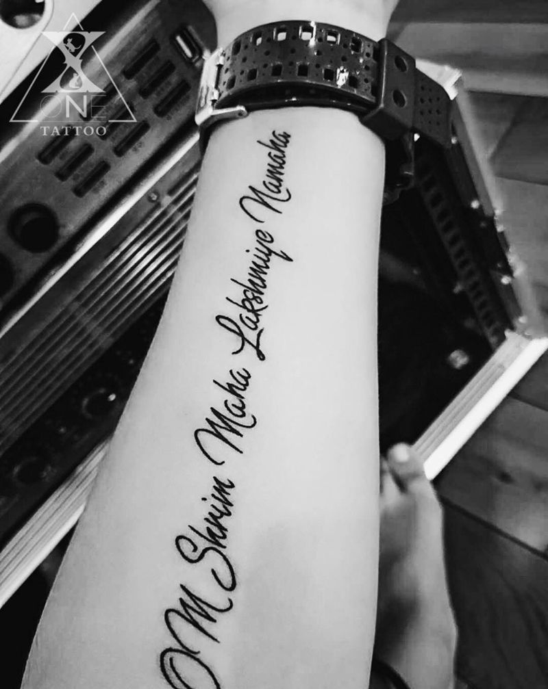 拉克希米女神梵咒  願好運與妳同在 /纹身图片