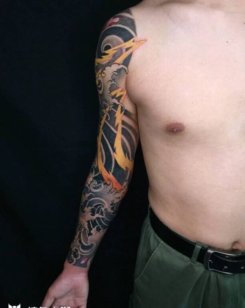 水浪花臂纹身图片