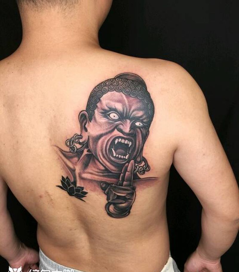 这个纹身会咬人纹身图片