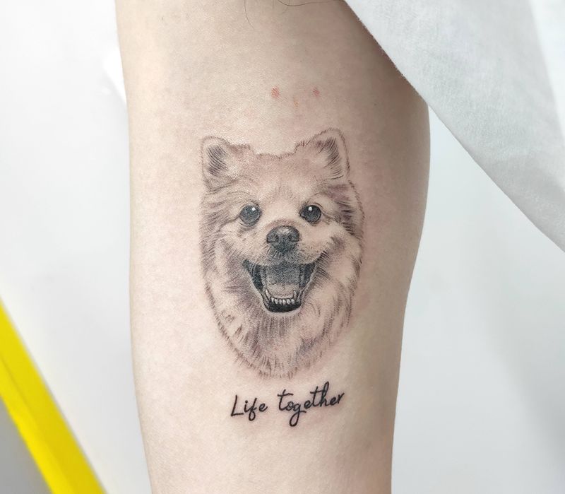 清新小写实纹身图片_手臂欧美写实纹身图案