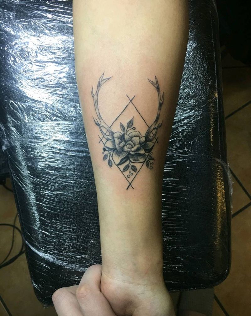 李师傅作品纹身图片_手部纹身图案