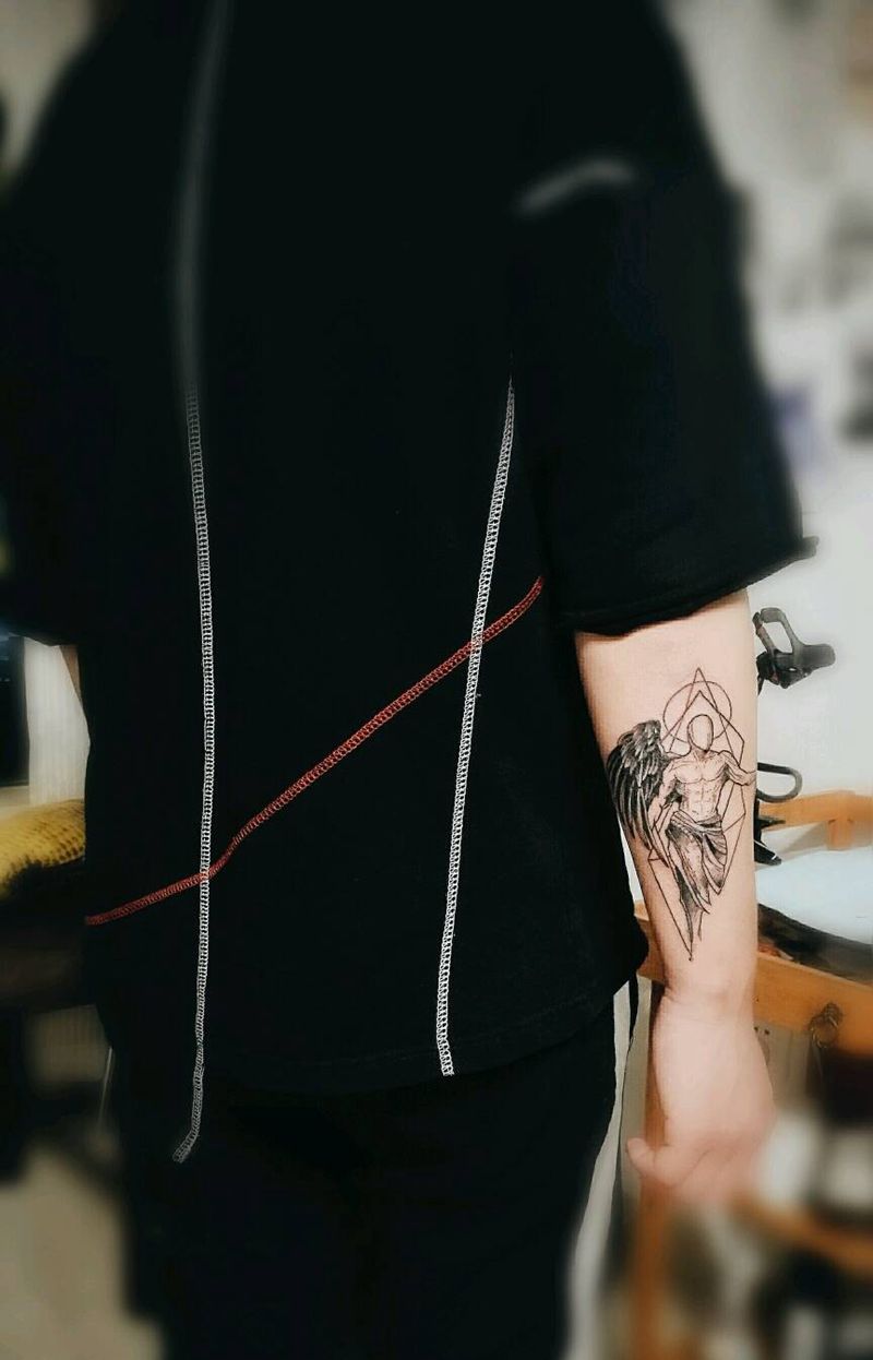 天使 修改添加纹身图片