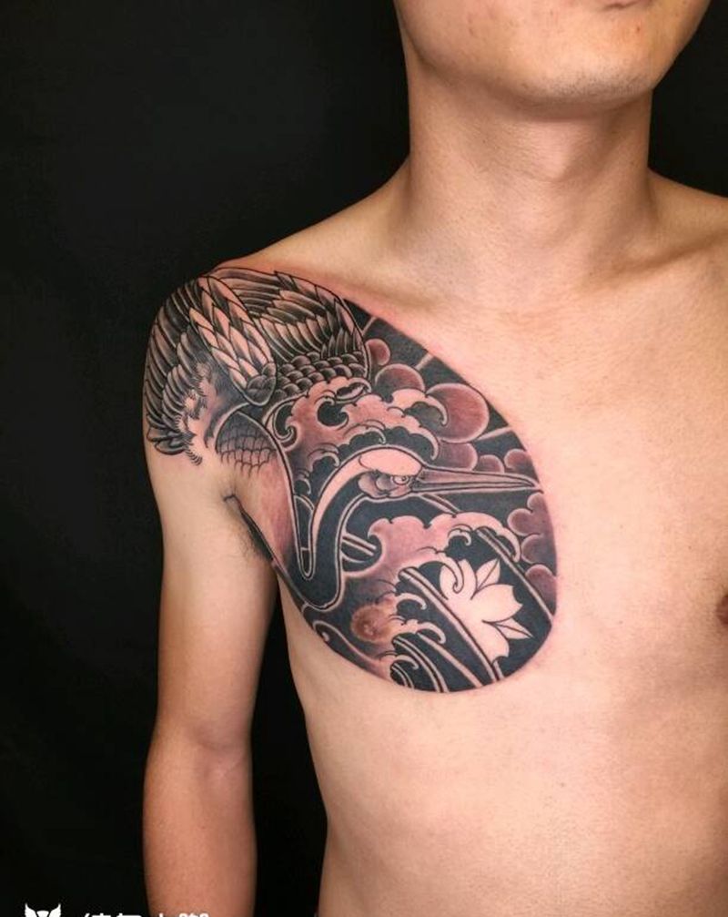 又见仙鹤，胸口部分纹身图片