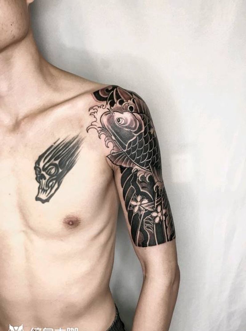 半甲，第一回合纹身图片_手臂老传统纹身图案