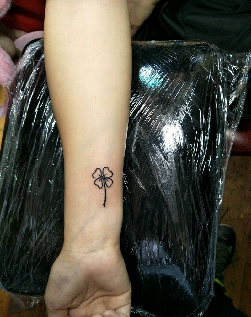 小图和字母纹身图片