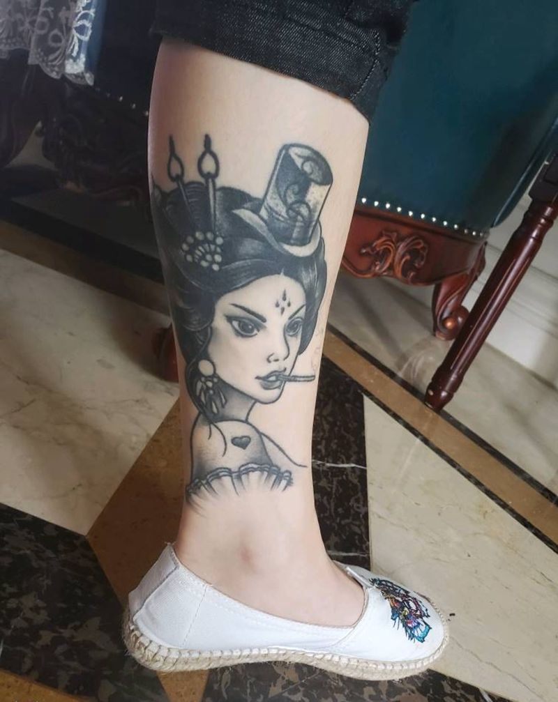 拍到五年前做的一个小图纹身图片_脚部纹身图案