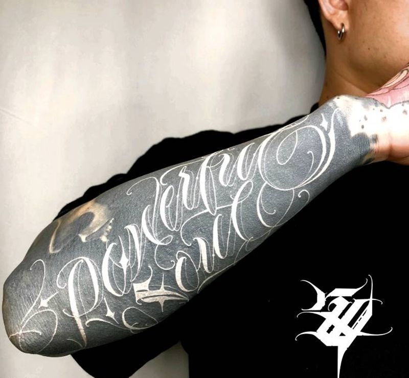 这个好玩纹身图片_花体字纹身图案