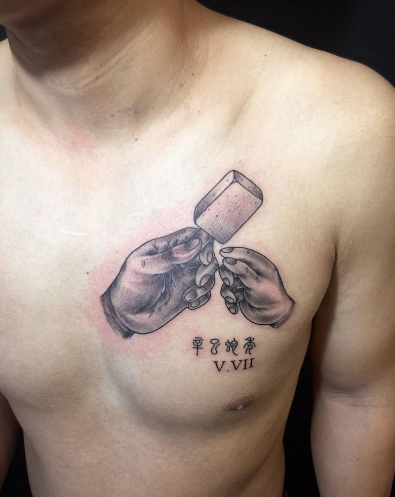 大手和小手纹身图片