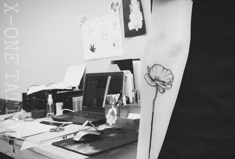 一種 簡潔 直白的黑 /纹身图片