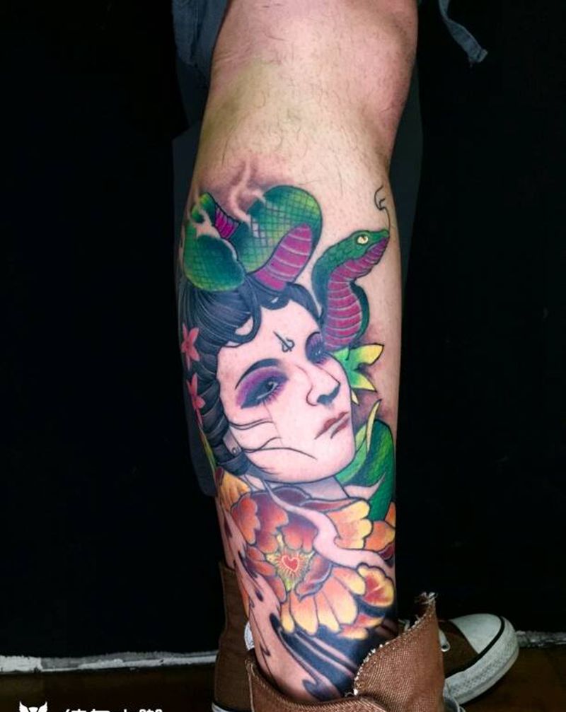 彩色是我做的，线条和底色不是我纹身图片