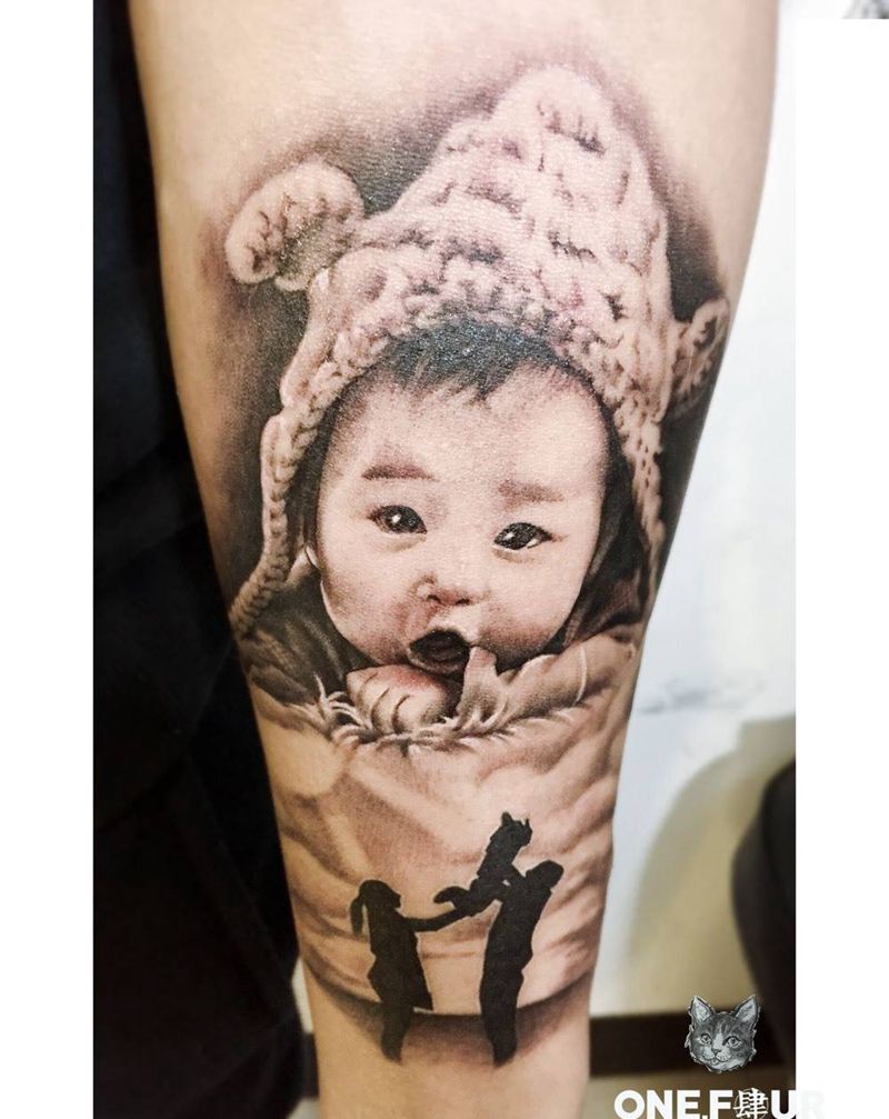 family纹身图片_欧美肖像手臂纹身图案