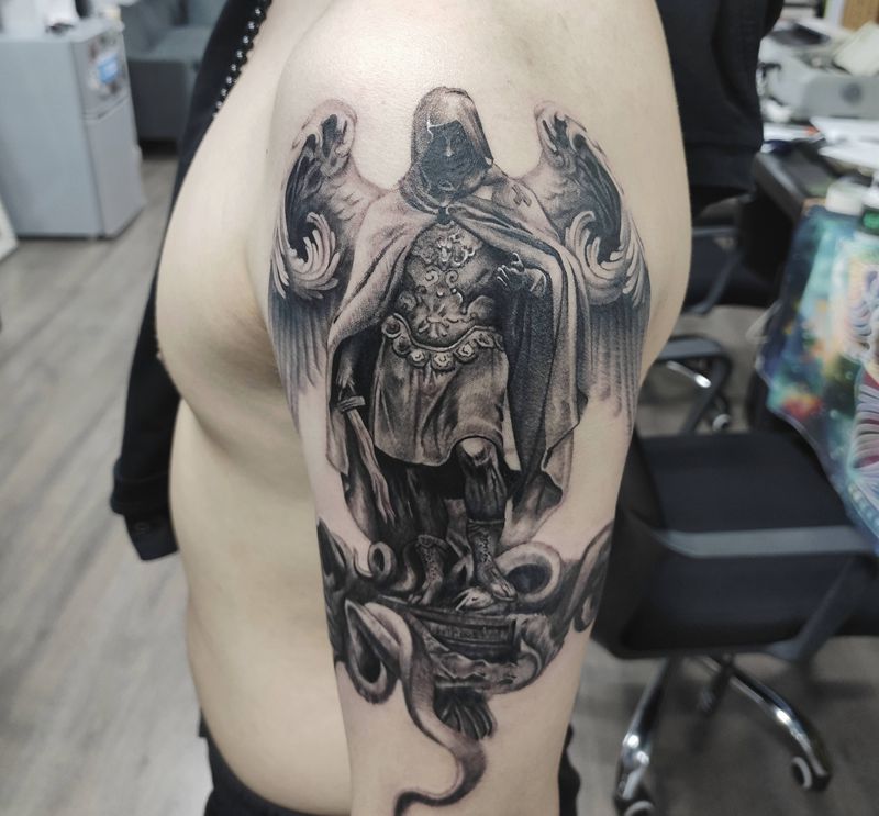 欧美写实纹身图片_手臂肩部欧美写实纹身图案