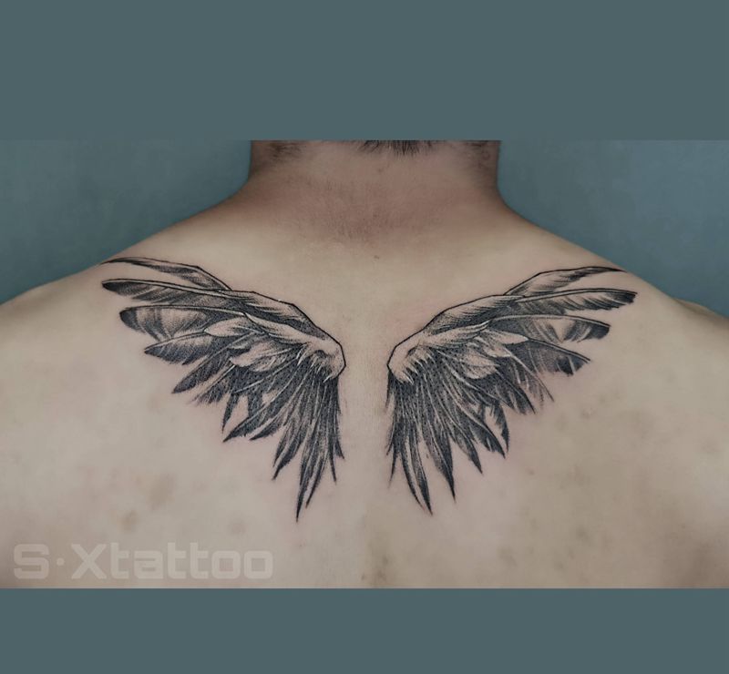 素描风格 刺绑纹身图片_欧美写实点刺纹身图案