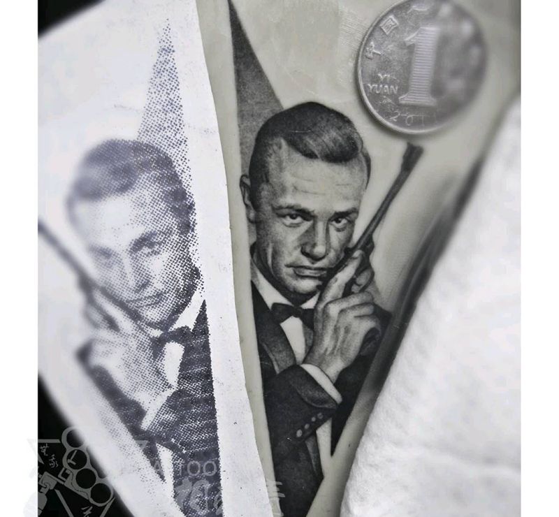 007梆硬德纹身图片