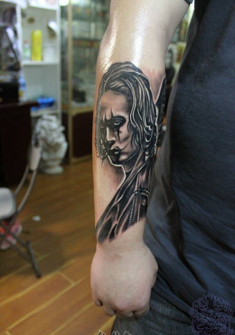 小手臂纹身作品纹身图片_欧美成品手臂人物纹身图案