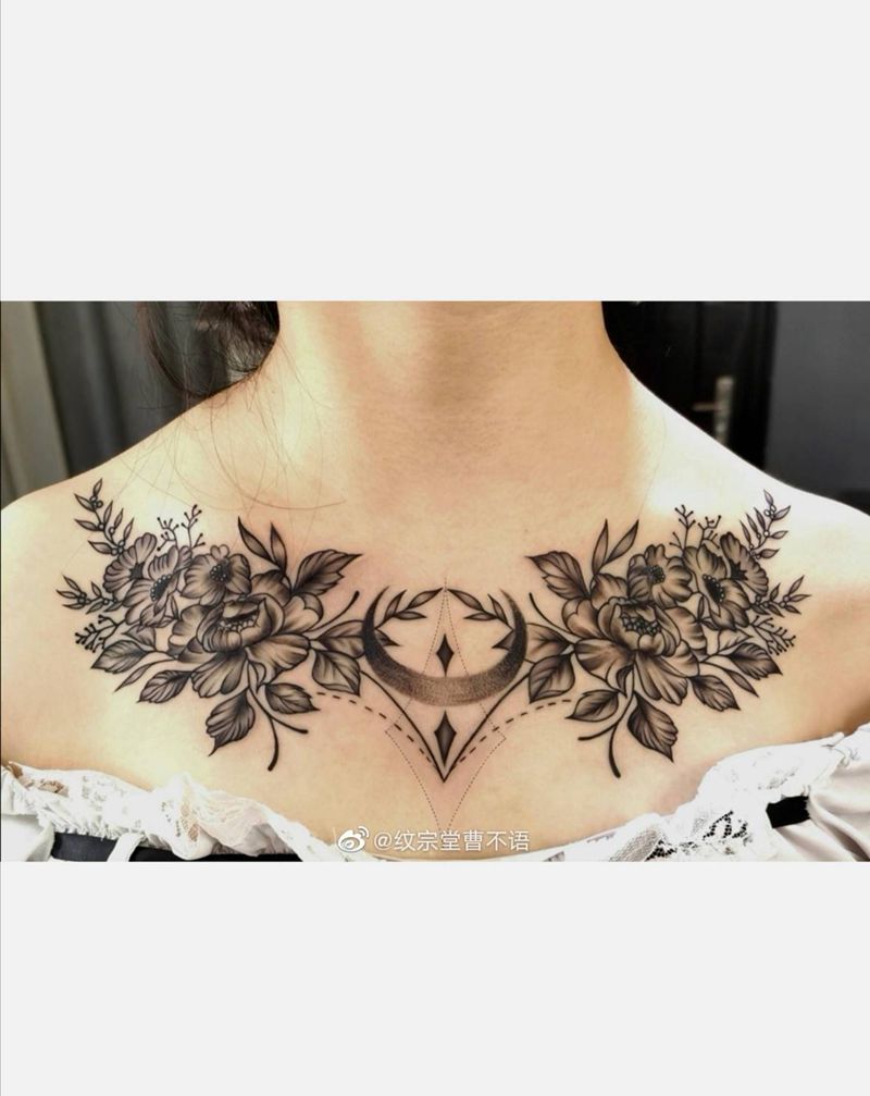 花胸纹身图片_胸部纹身图案