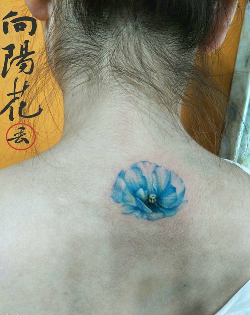 一朵花纹身图片_颈部水彩花纹身图案