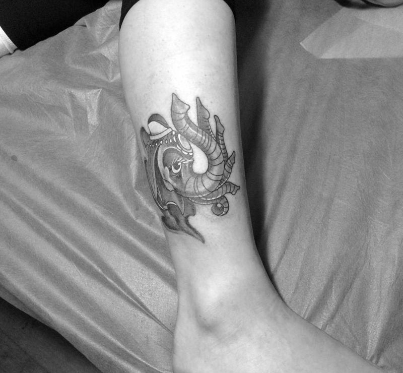 痛就对了纹身图片_动物脚部纹身图案