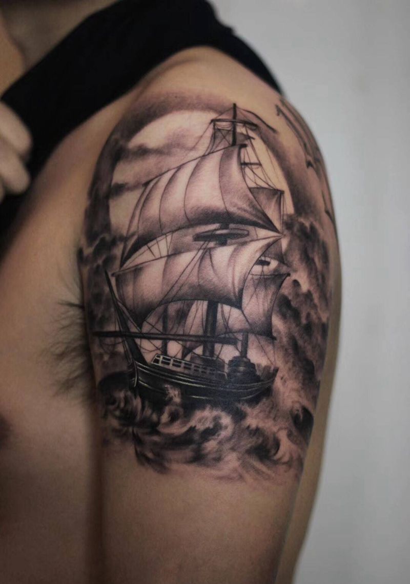 帆船纹身图片_手臂欧美写实船纹身图案