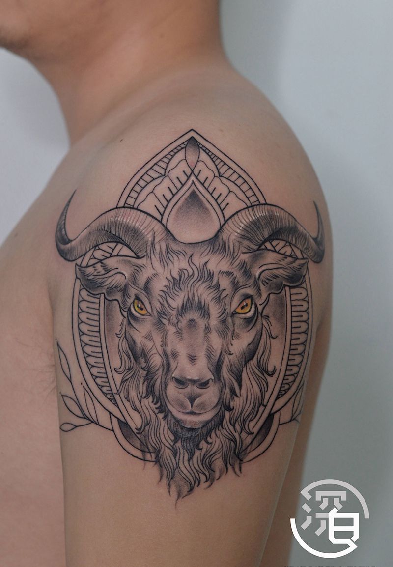 生肖纹身纹身图片_手臂手部图腾New School羊纹身图案