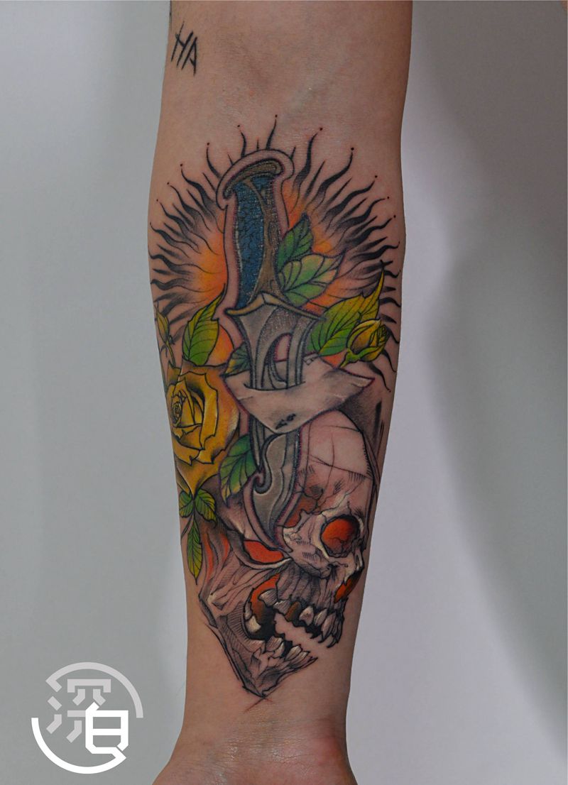 new school旧图修改纹身图片_手部手臂New School骷髅玫瑰匕首纹身图案