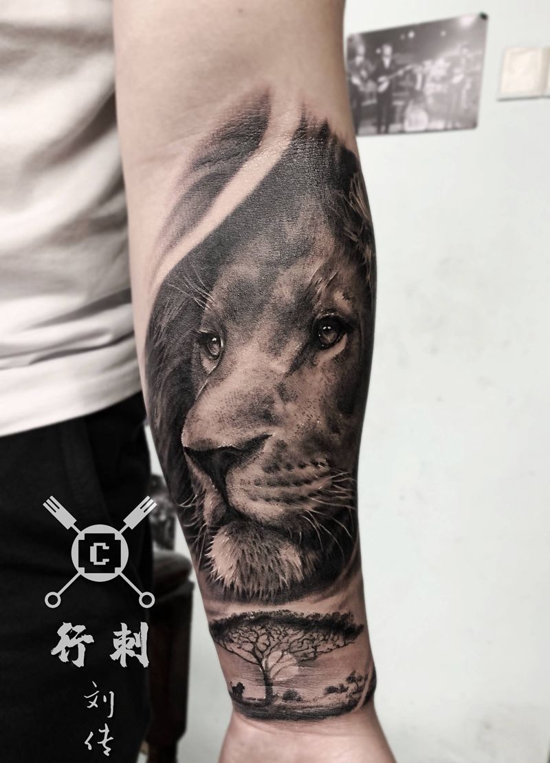 狮纹身图片_手臂欧美写实纹身图案