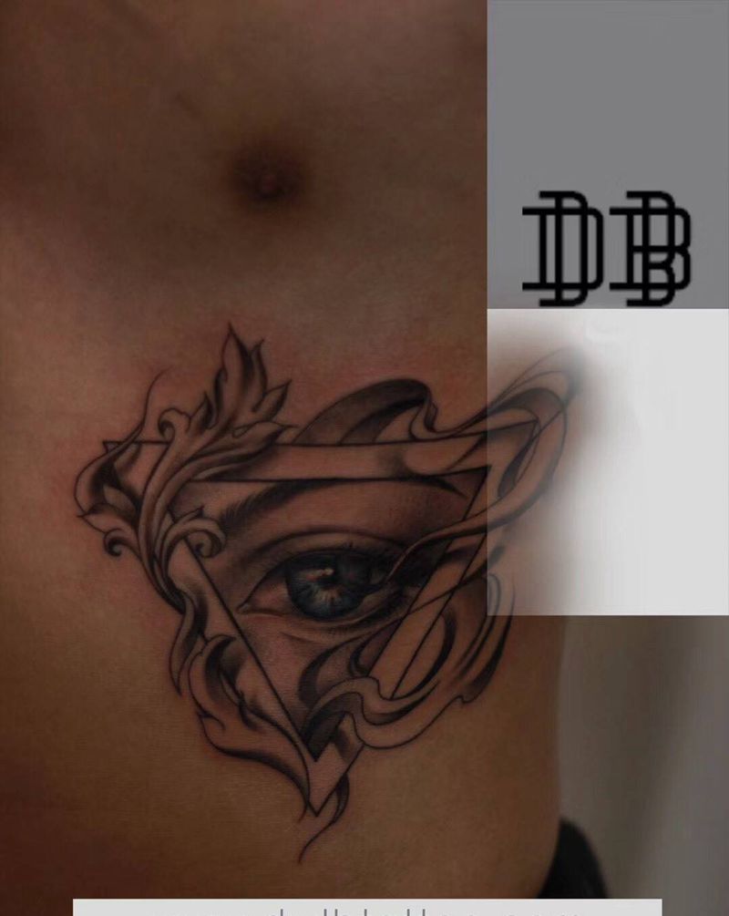 全视之眼纹身图片_腹部胸部欧美写实几何全视之眼纹身图案