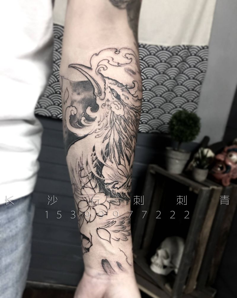 凤 未完成纹身图片