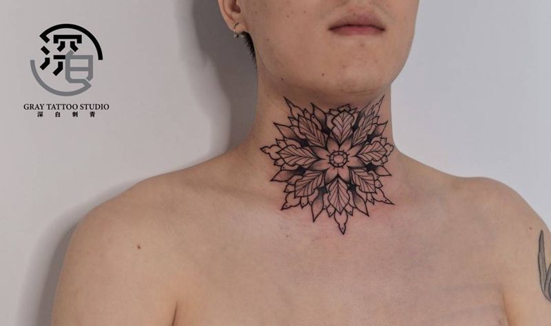 梵花纹身图片_颈部图腾点刺梵花纹身图案