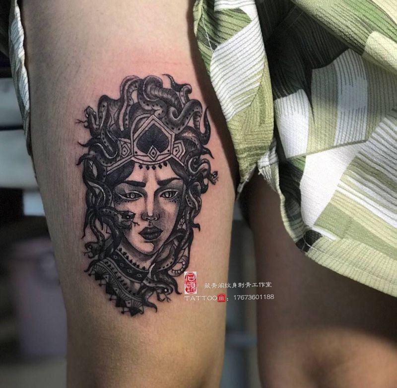 美杜莎女王纹身图片