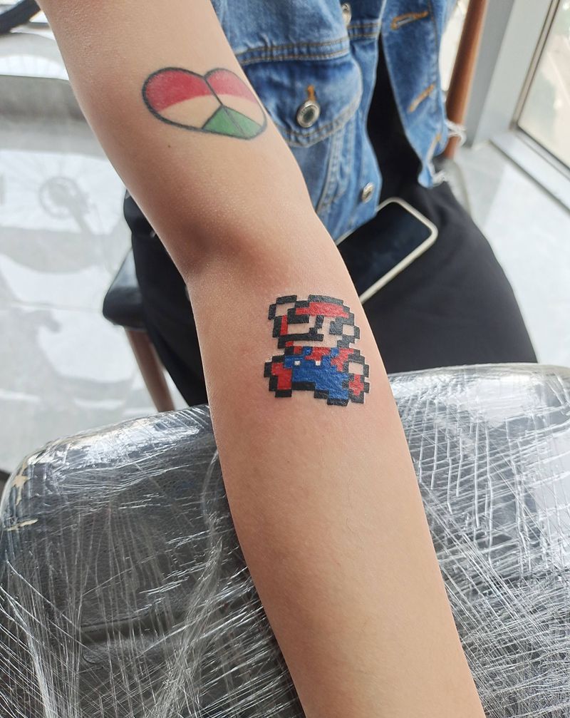 超级玛丽纹身图片_手臂Old School纹身图案