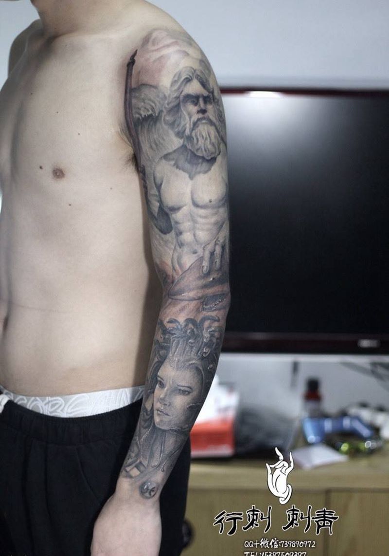 诸神之战纹身图片_手臂肖像欧美宗教纹身图案