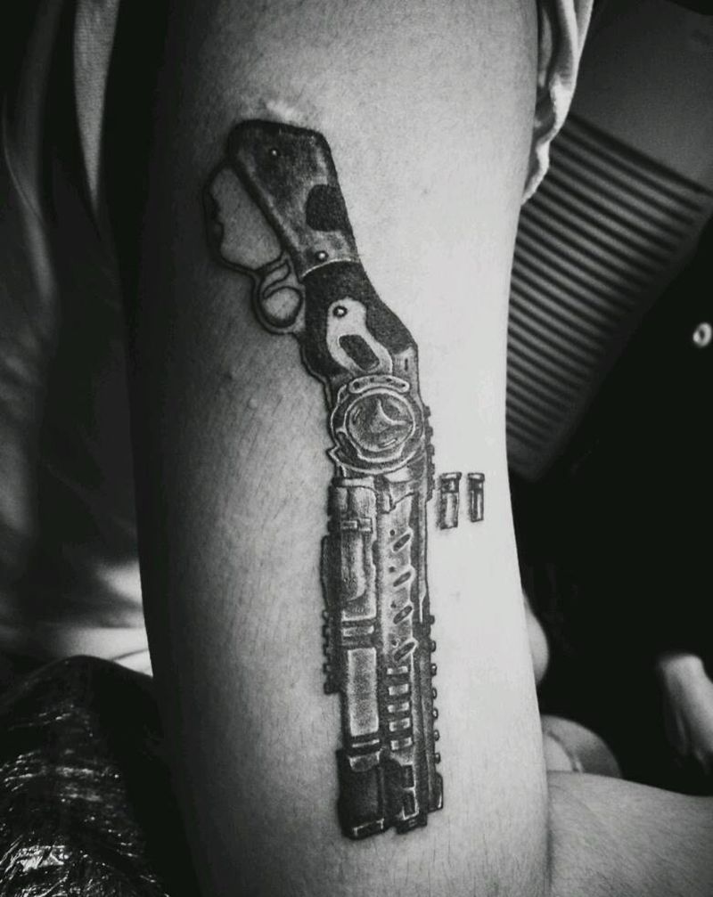 枪纹身图片