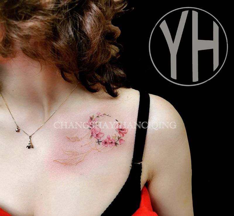 彩色小清新纹身图片_颈部纹身图案