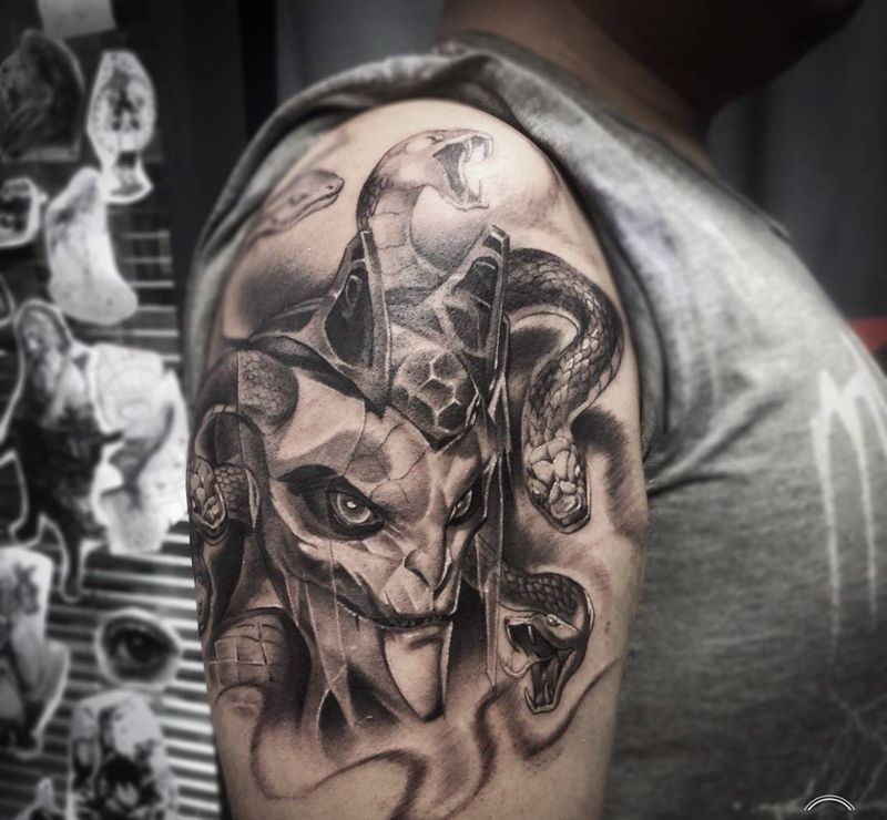 medusa纹身图片_欧美写实纹身图案