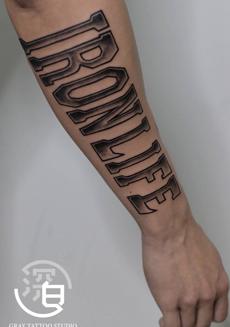 街头字体纹身图片_手部花体字字纹身图案