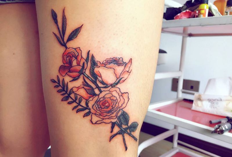 一束蔷薇纹身图片