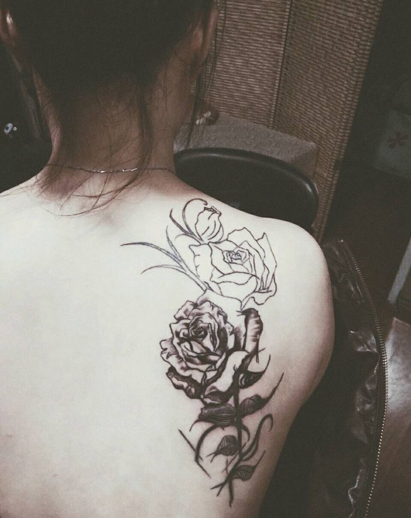 未完后背花纹身图片_背部欧美植物静物成品纹身图案