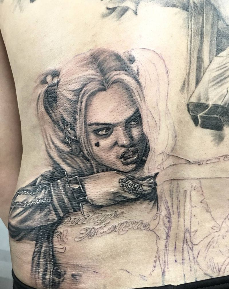 未完成的小丑女纹身图片