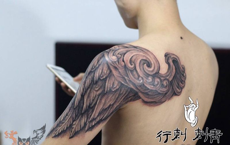 翅膀纹身图片