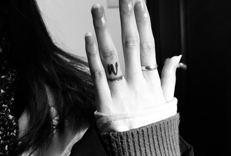 W纹身图片