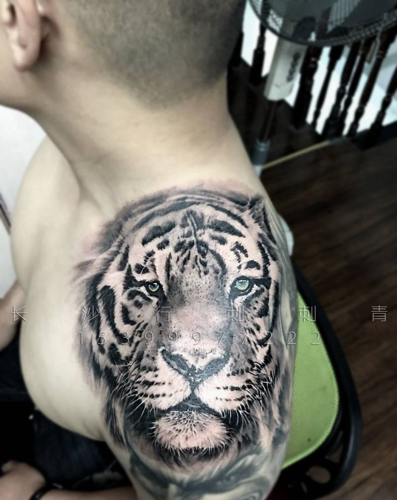 虎纹身图片