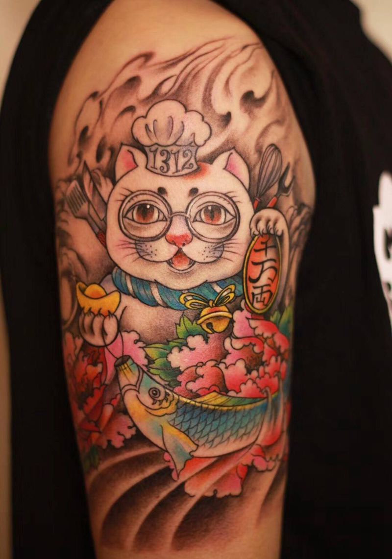 原创招财猫纹身图片_手臂New School招财猫纹身图案