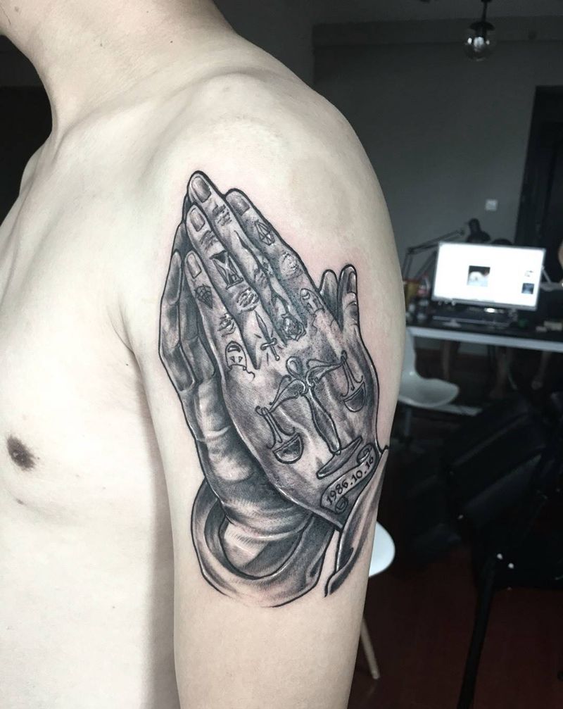 祈祷之手 纹身版纹身图片