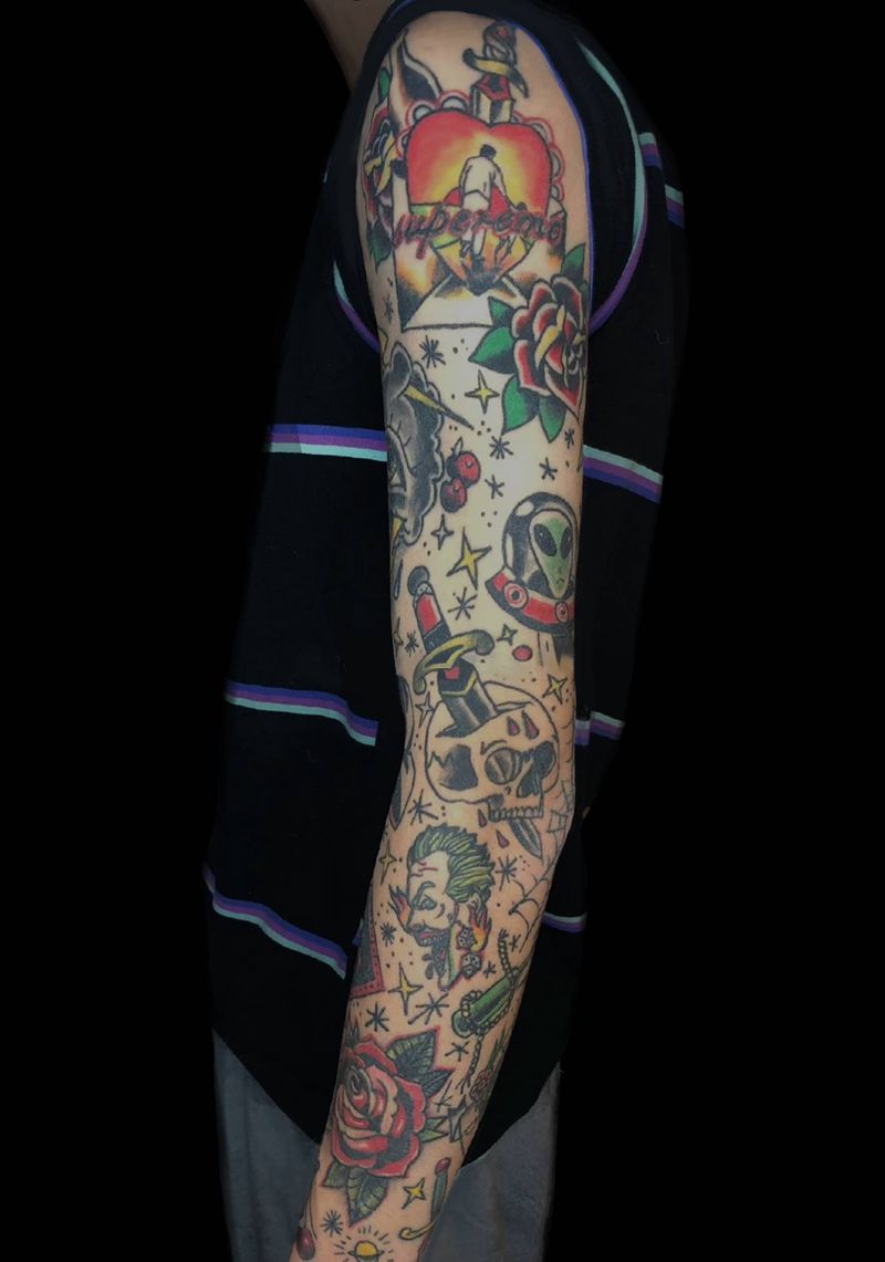 恢复两年oldschool花臂纹身图片_手部Old School纹身图案