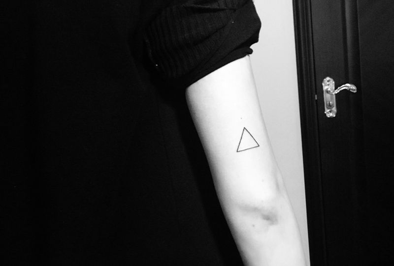 少男少女干干净净的纹身纹身图片