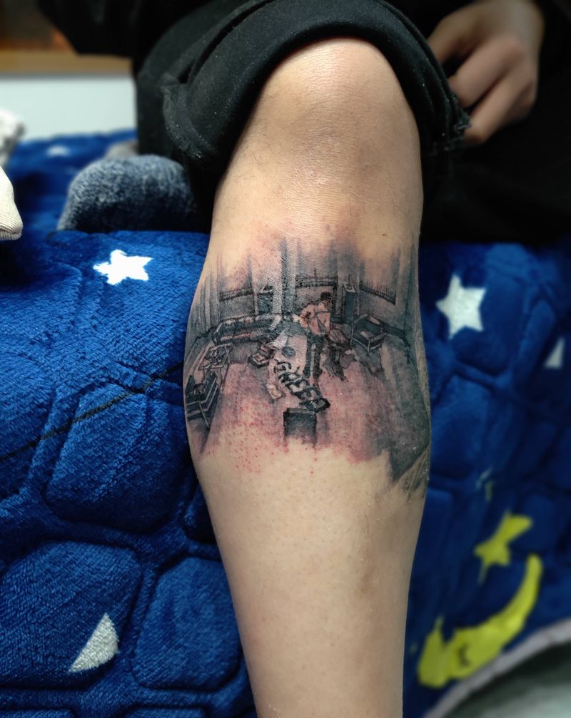凶案现场纹身图片_脚部欧美写实纹身图案