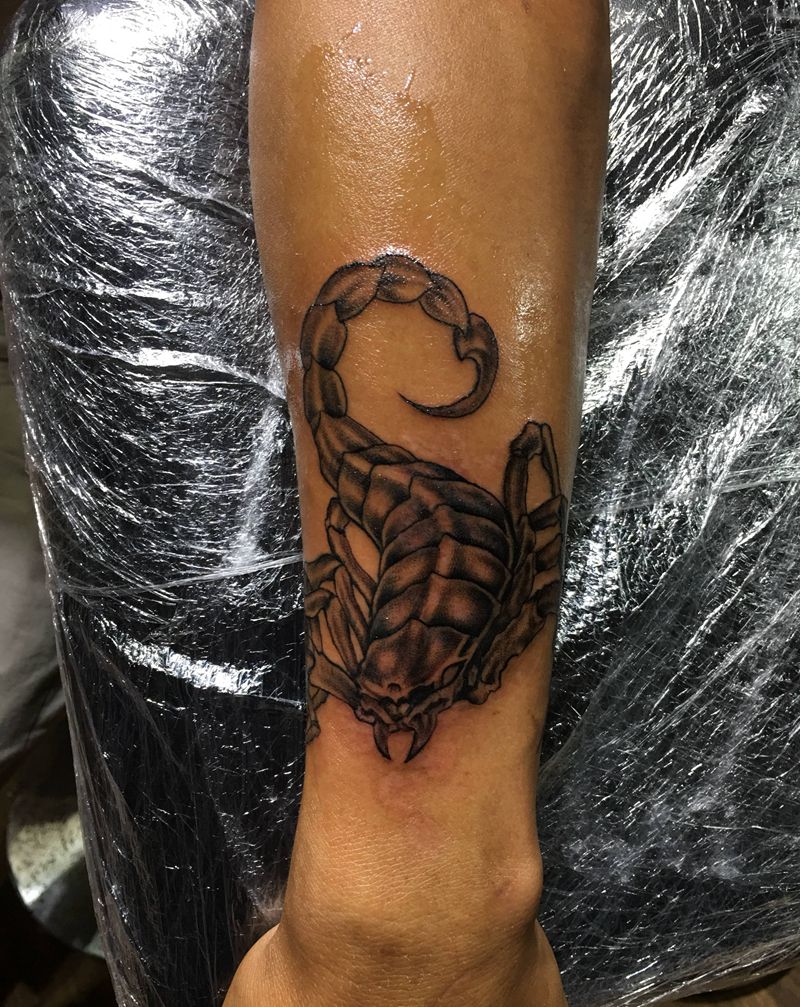 遮盖疤痕纹身图片_手部纹身图案