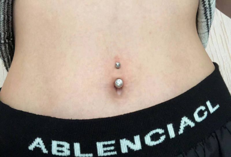 穿刺喜欢的可约纹身图片_腹部纹身图案