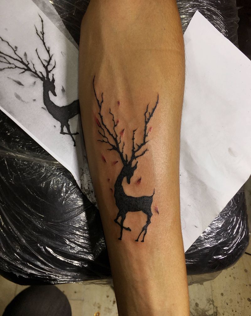 鹿纹身图片_手臂纹身图案